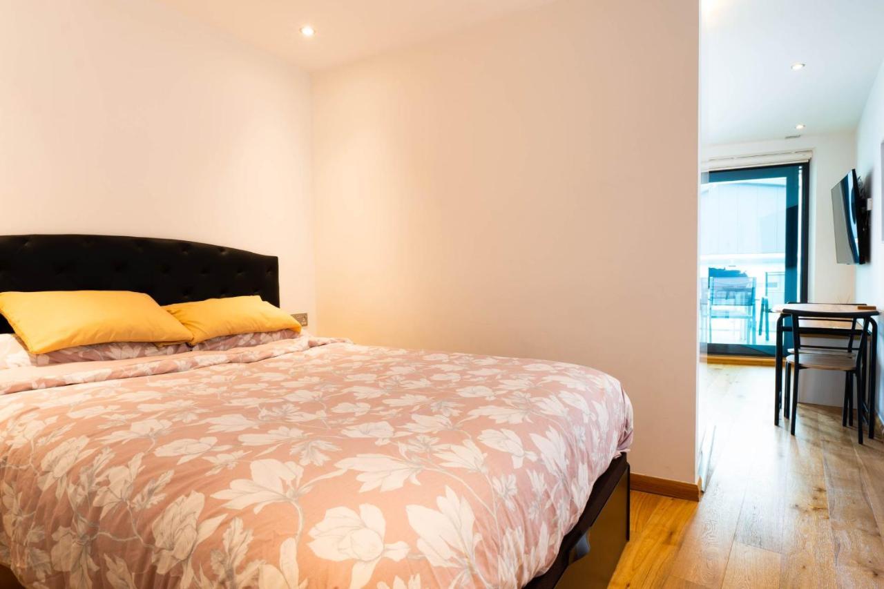 Ocean Spa Suite 11-Hosted By Sweetstay Gibilterra Esterno foto